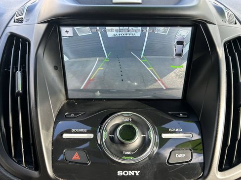 Used 2017 Ford Escape Titanium AWD/4WD image 19
