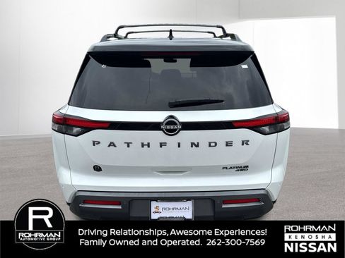 New 2026 Nissan Pathfinder Platinum AWD/4WD image 7