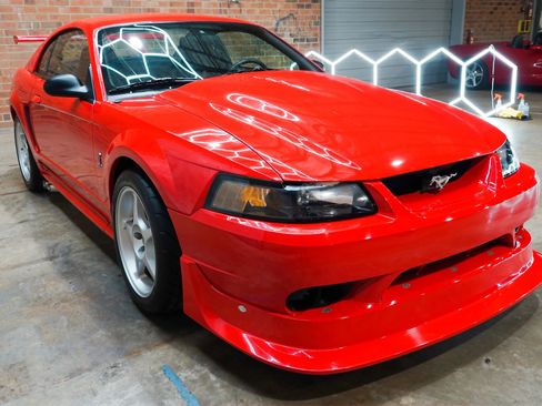 Used 2000 Ford Mustang Cobra RWD image 24