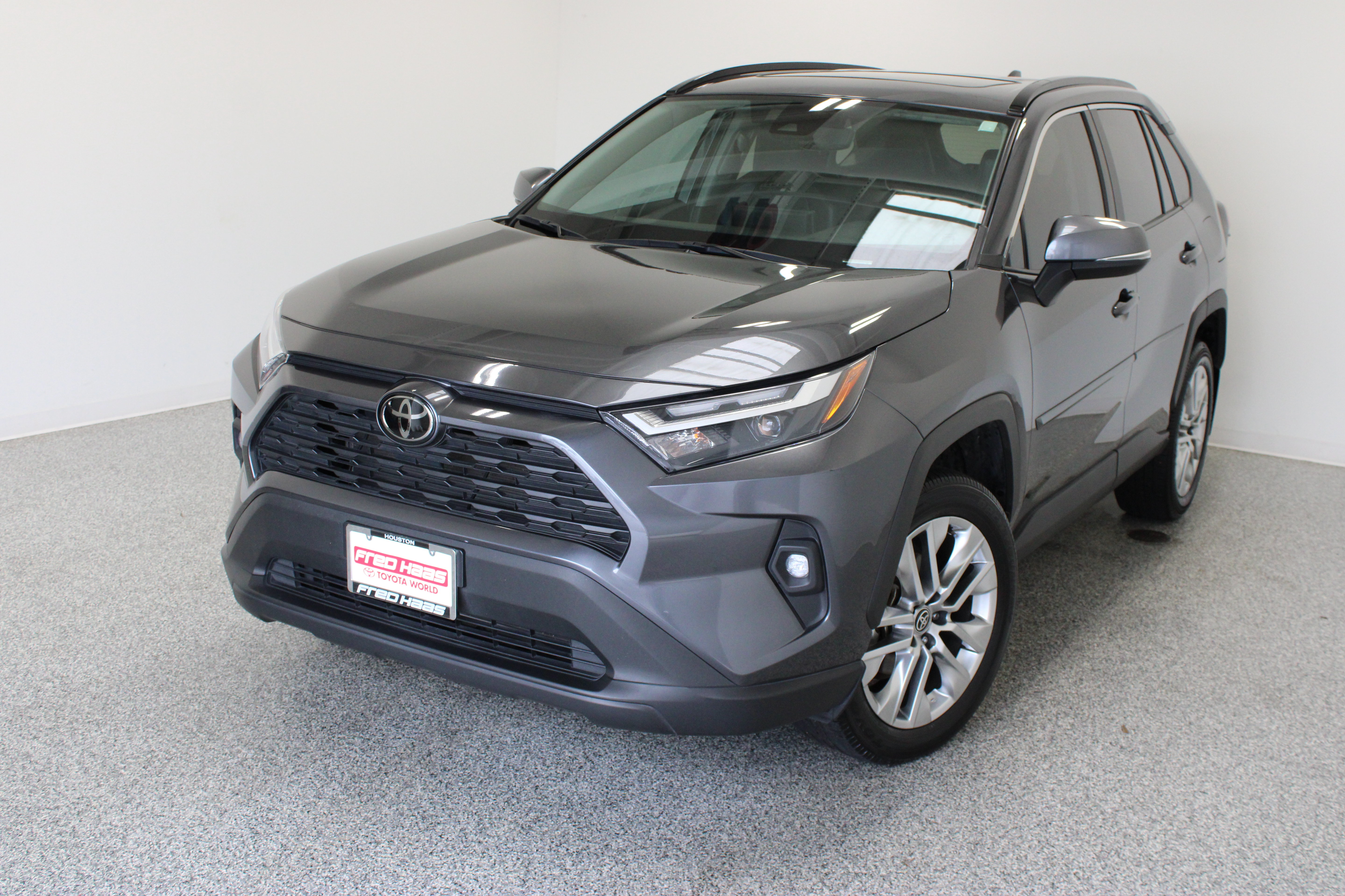 Certified 2025 Toyota RAV4 XLE Premium FWD image 2