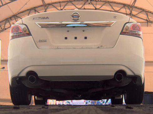 Used 2015 Nissan Altima 2.5 S w/ Power Driver Seat Package FWD image 6