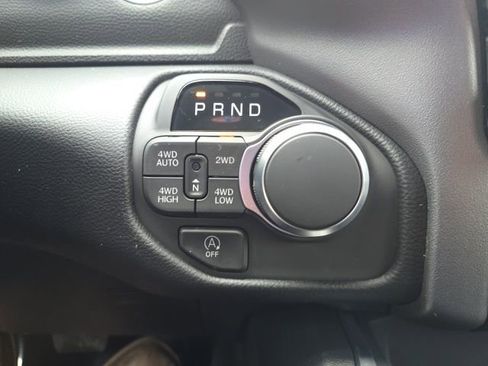 New 2026 RAM 1500 4x4 Crew Cab image 17