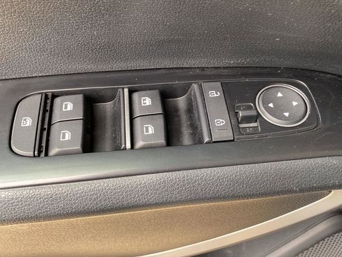 Used 2021 Kia Soul LX image 15