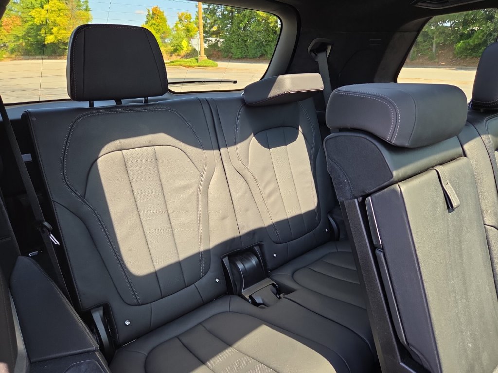 Used 2020 BMW X7 M50i w/ Executive Package AWD/4WD image 18
