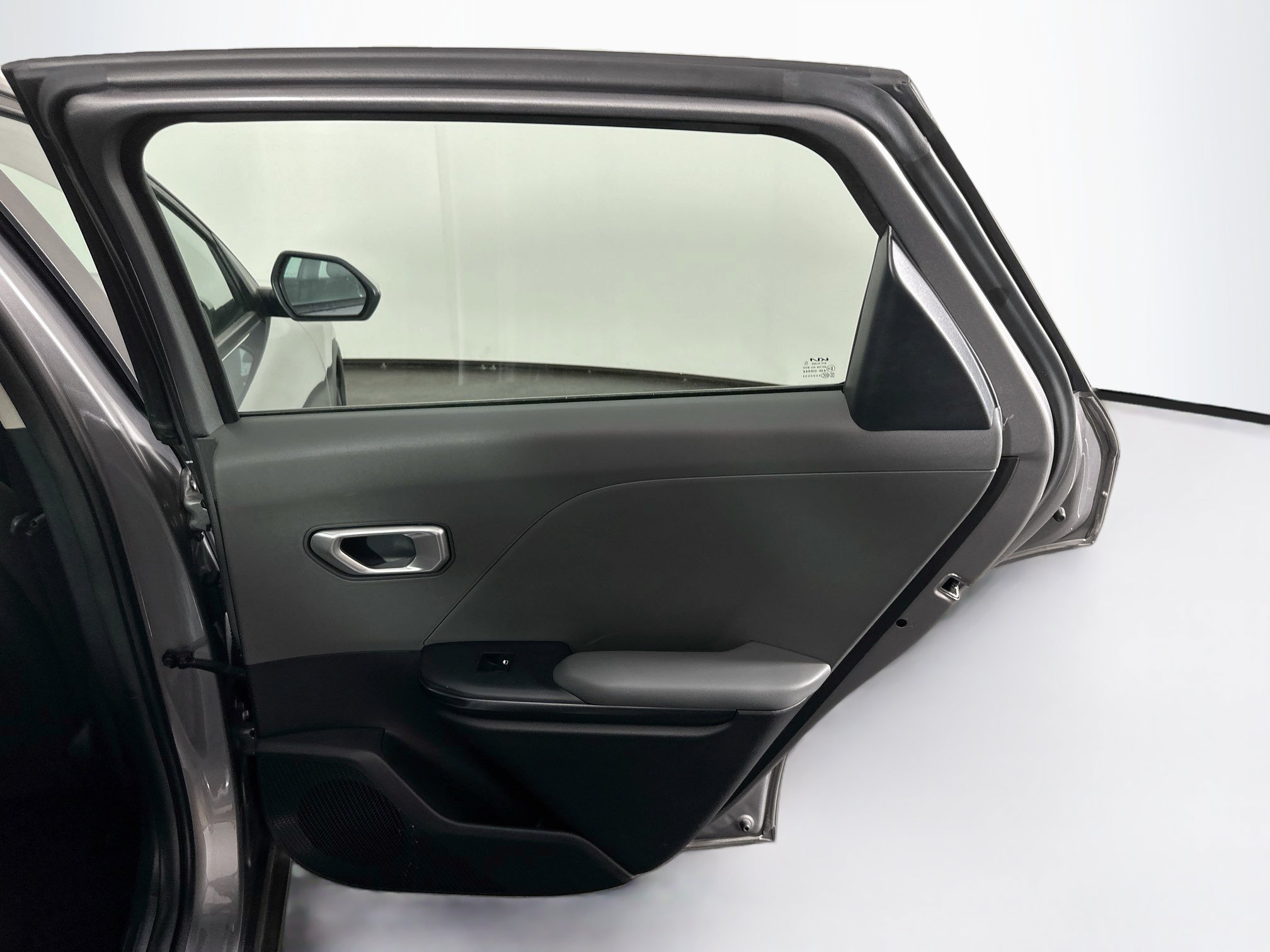 Used 2025 Kia K4 FWD image 30