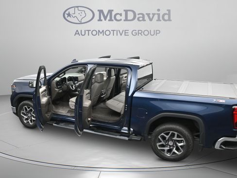 Used 2023 GMC Sierra 1500 SLT AWD/4WD image 44