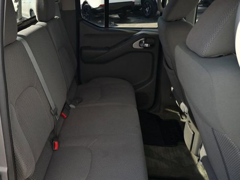 Used 2017 Nissan Frontier SV w/ SV Value Truck Package image 14