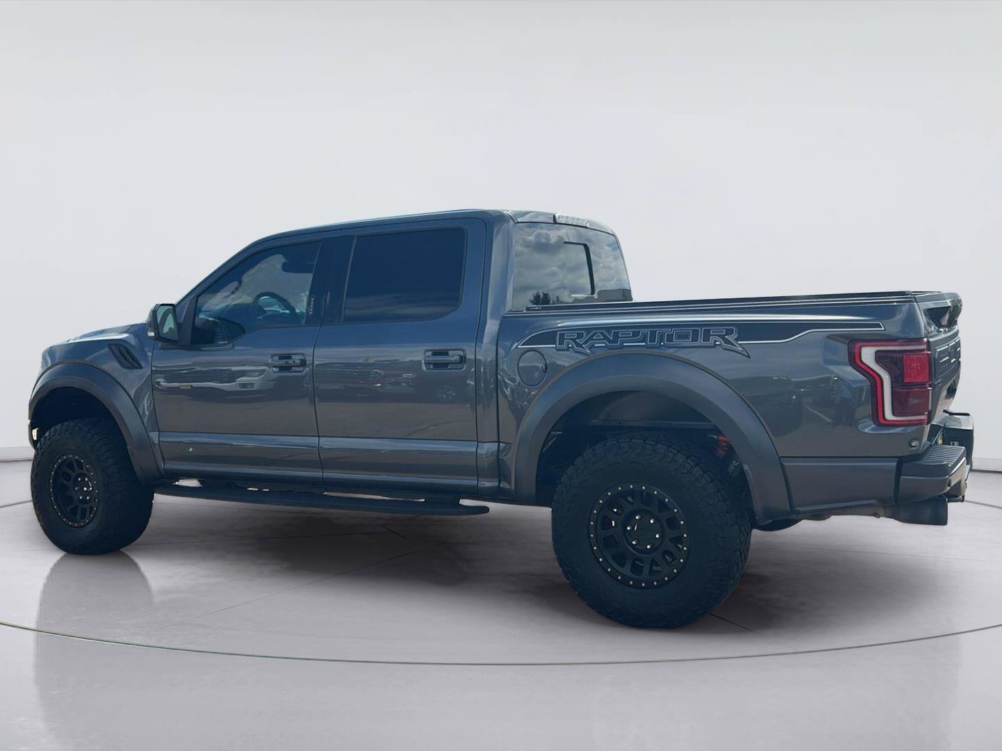 Used 2020 Ford F150 Raptor w/ Equipment Group 802A Luxury AWD/4WD image 6