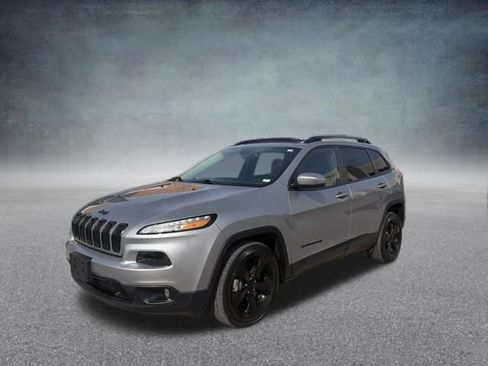 Used 2015 Jeep Cherokee Latitude w/ Comfort/Convenience Group image 14