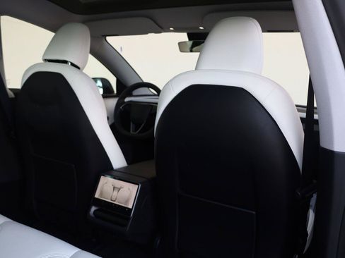 Used 2024 Tesla Model 3 Standard Range RWD image 26