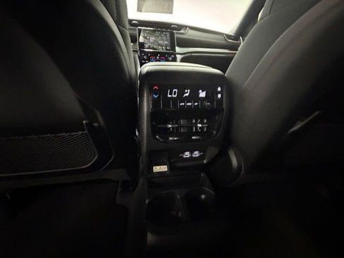 Certified 2025 Jeep Grand Cherokee L Laredo w/ Luxury Tech Group I AWD/4WD image 25