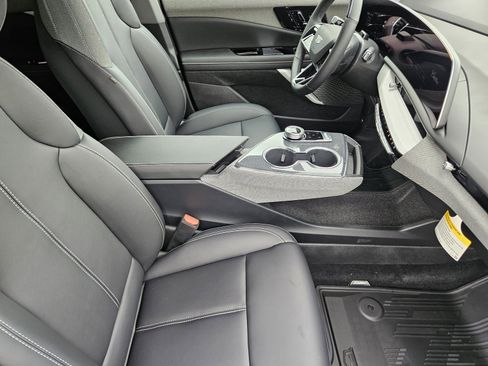 New 2026 Cadillac Optiq Luxury 1 RWD image 10