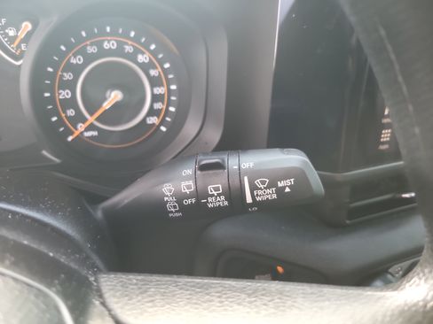 Used 2024 Jeep Wrangler Sport image 28