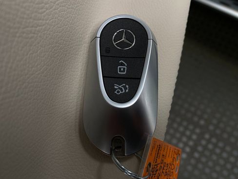 New 2026 Mercedes-Benz GLC 300 4MATIC image 32