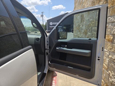 Used 2004 Ford F150 2WD SuperCab image 8