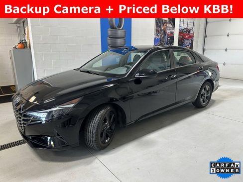 Used 2022 Hyundai Elantra SEL w/ Cargo Package image 4