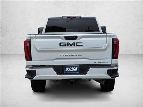 Used 2024 GMC Sierra 2500 Denali Ultimate AWD/4WD image 6