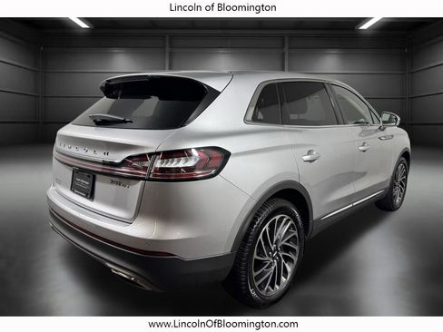 Used 2019 Lincoln Nautilus Reserve image 6
