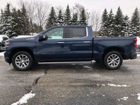 Used 2020 Chevrolet Silverado 1500 High Country w/ Technology Package image 7