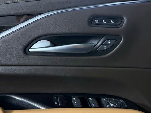 Certified 2023 Cadillac Escalade Sport w/ LPO, ONYX Package image 8