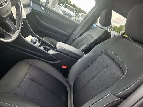 New 2025 Jeep Grand Cherokee Laredo w/ Luxury Tech Group I AWD/4WD image 13