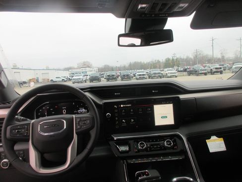 New 2026 GMC Sierra 1500 Denali image 17