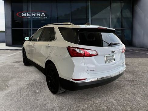 Used 2021 Chevrolet Equinox LT AWD/4WD image 2