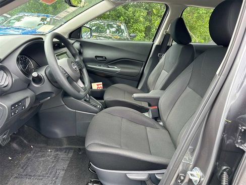 New 2025 Nissan Kicks Play S w/ Interior Electronics Package image 10