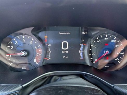 New 2025 Jeep Compass Latitude w/ Sun & Sound Group image 30