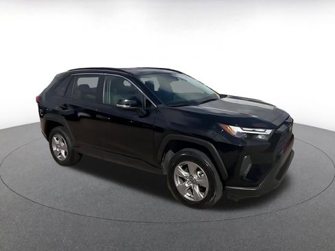 Used 2025 Toyota RAV4 XLE w/ Convenience Package image 2