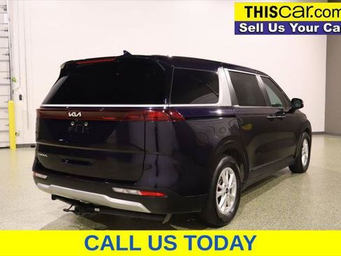 Used 2024 Kia Carnival LX FWD image 10