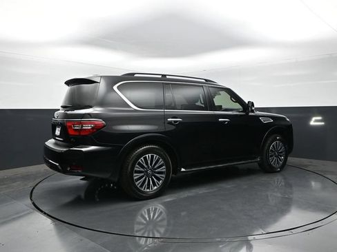 Used 2023 Nissan Armada SL w/ Midnight Edition Package AWD/4WD image 7