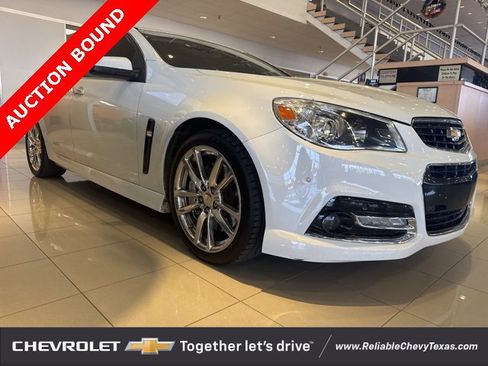 Used 2015 Chevrolet SS image 1