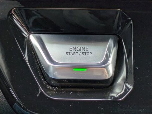 Used 2022 GMC Sierra 1500 AT4 image 31