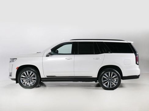 Used 2022 Cadillac Escalade Sport w/ Touring Package AWD/4WD image 2