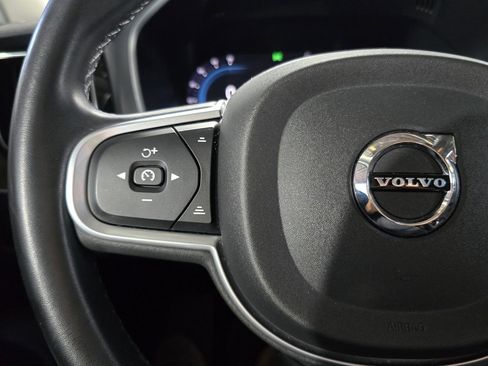 Used 2022 Volvo XC60 T8 Inscription Expression image 16