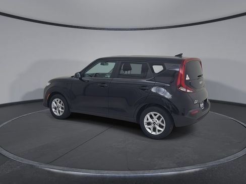 Used 2022 Kia Soul LX w/ Technology Package FWD image 10