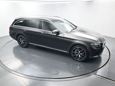 Used 2023 Mercedes-Benz E 450 4MATIC All-Terrain Wagon image 38
