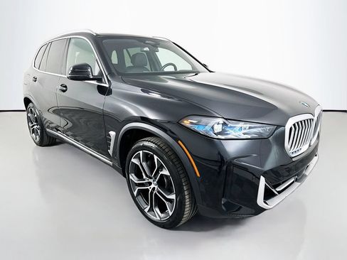 Used 2026 BMW X5 sDrive40i w/ Climate Comfort Package RWD image 3