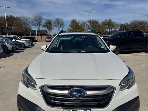 Used 2022 Subaru Outback Limited w/ Popular Package #2 image 4