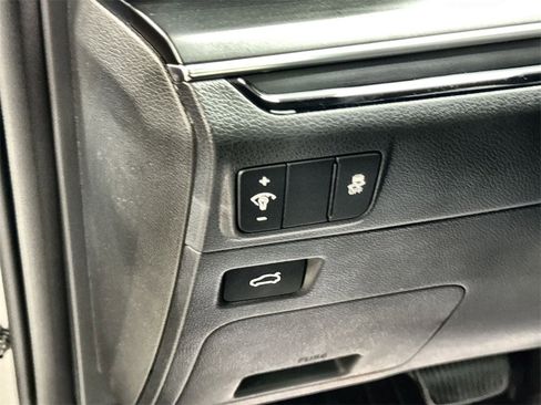 Used 2026 Kia K5 GT-Line w/ GT-Line Premium Package image 16