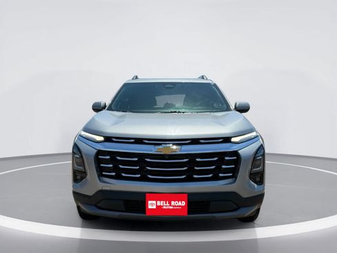 Used 2025 Chevrolet Equinox LT w/ Convenience Package II FWD image 6