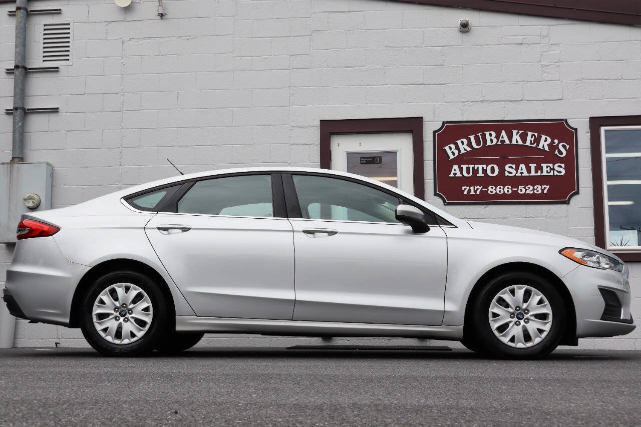 Used 2019 Ford Fusion S FWD image 1