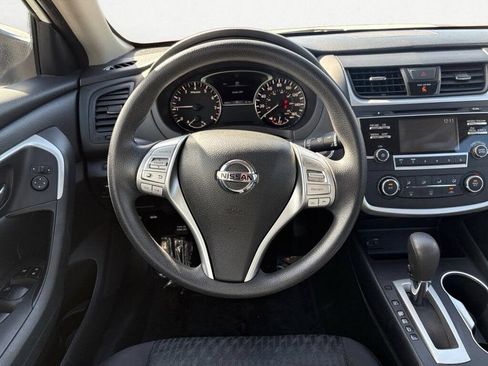 Used 2018 Nissan Altima 2.5 S w/ S Convenience Package FWD image 13