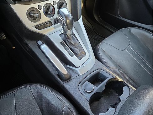 Used 2013 Ford Focus SE image 25