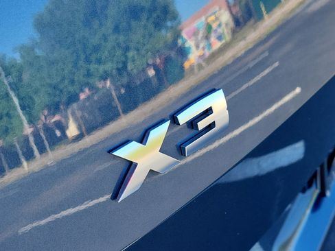 Used 2025 BMW X3 M50 image 5