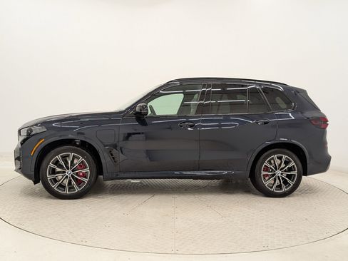 New 2026 BMW X5 xDrive50e w/ M Sport Package image 2