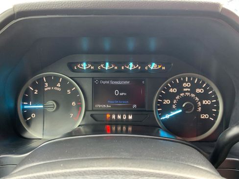 Used 2019 Ford F150 XLT w/ Trailer Tow Package image 15