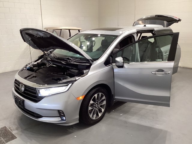 Certified 2024 Honda Odyssey EX-L image 10