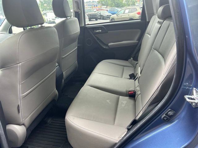 Used 2016 Subaru Forester 2.5i Touring w/ Eyesight & Navigation System AWD/4WD image 13
